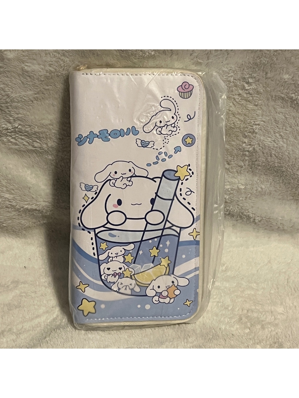 Cinnamoroll white and blue zip wallet
